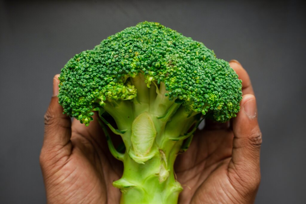 Do You Boil Broccoli in Hot or Cold Water?