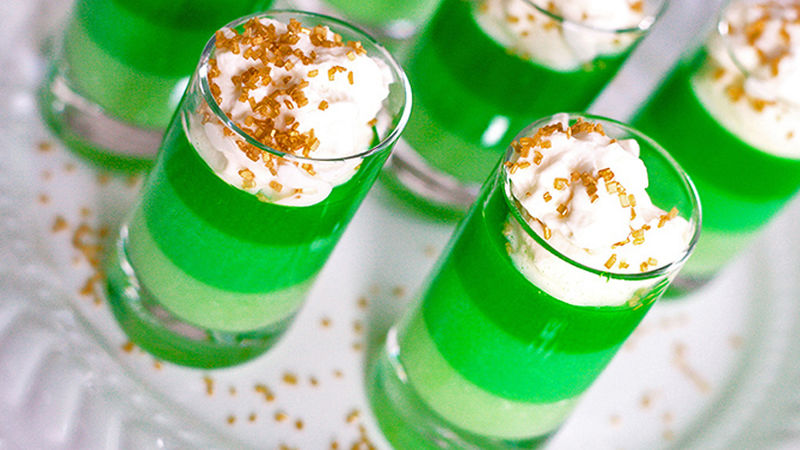 Ombre St Patrick's Day Jello Shots - Tablespoon