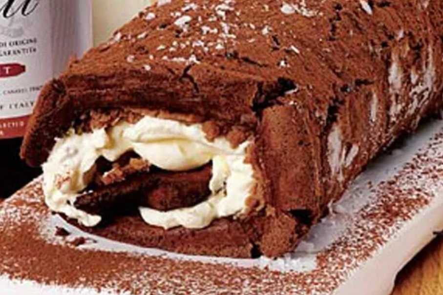 Chestnut Yule Log by Rosie Hopegood  Good to