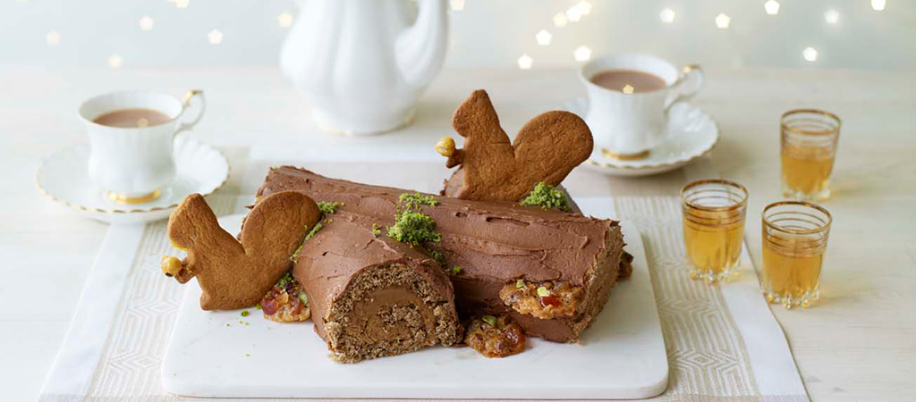 Gingerbread Latte Yule Log by Beca GBBC