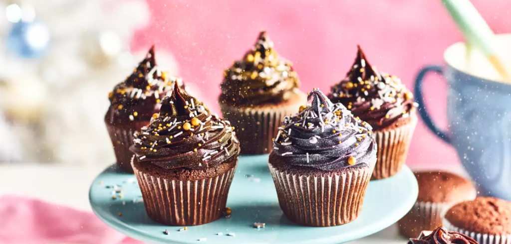 Chocolate Orange Christmas Cupcakes by Dr Oetker IE