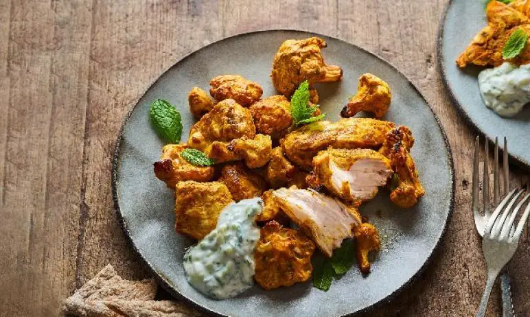 Tandoori Chicken and Cauliflower with Herby Raita By Diabetes UK