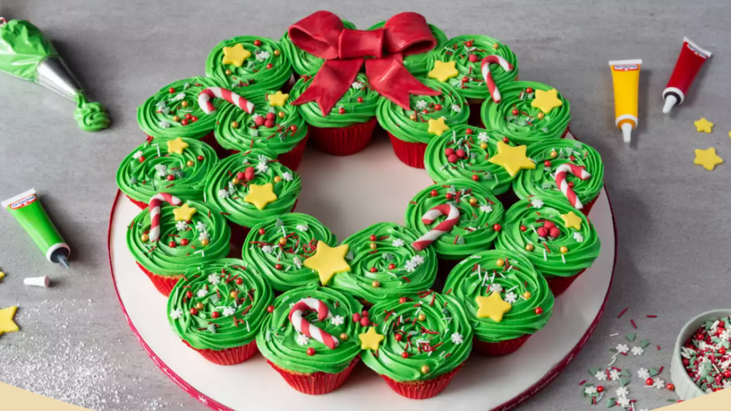 Christmas Cupcake Wreath By Dr Oetker IE