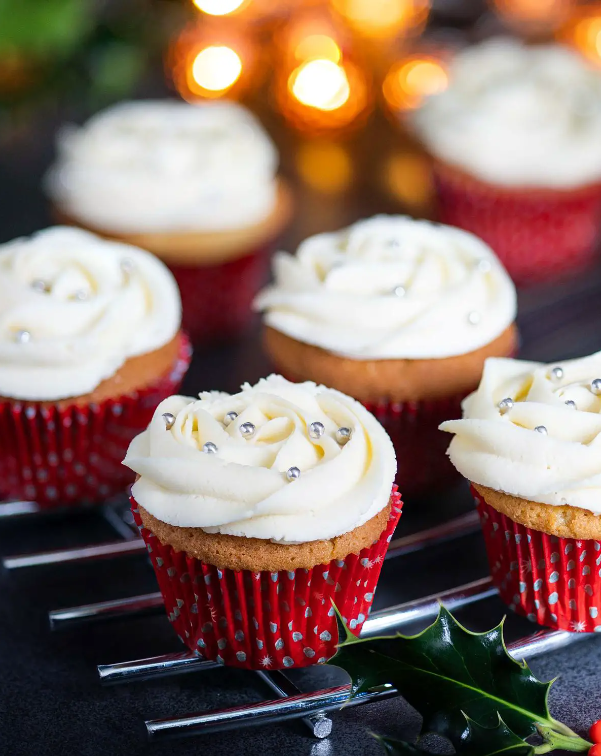 Mince Pie Cupcakes with Brandy Buttercream by Movers and Bakers